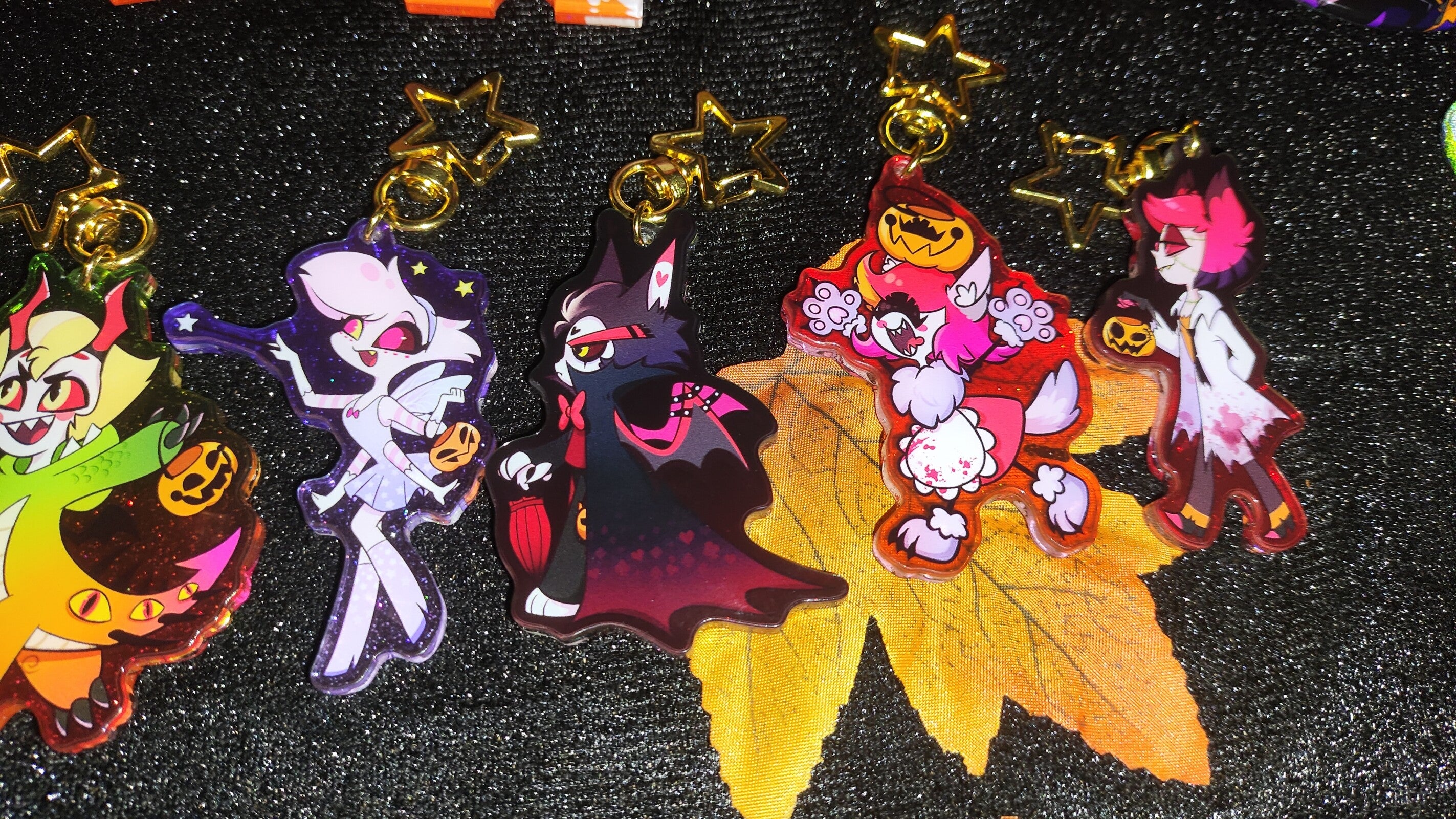 PRE-ORDER Hazbin Hotel Halloween Series Badges Keychain Mouse Pad